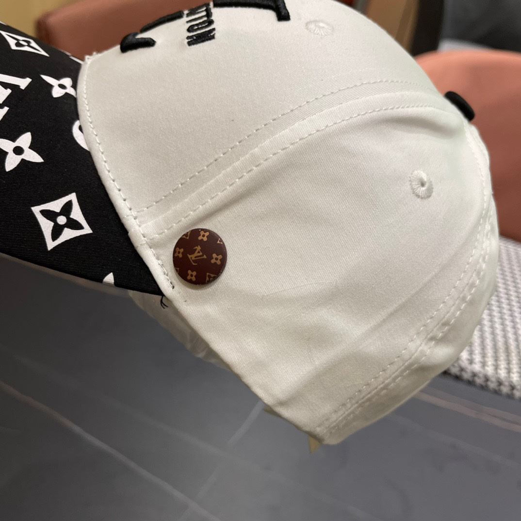 Louis Vuitton Caps